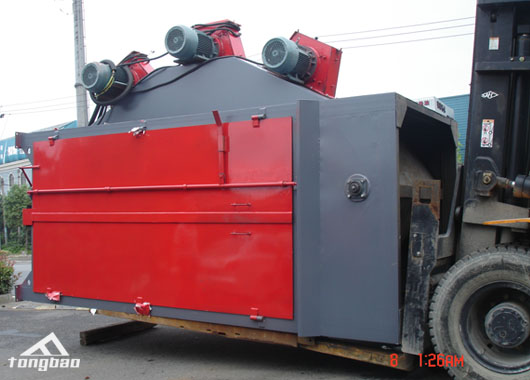 Q379大型吊掛式拋丸機(jī)