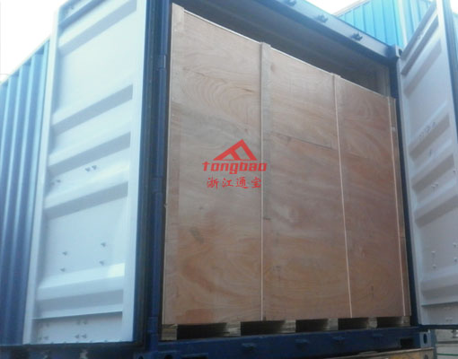 噴砂設(shè)備裝箱完成照